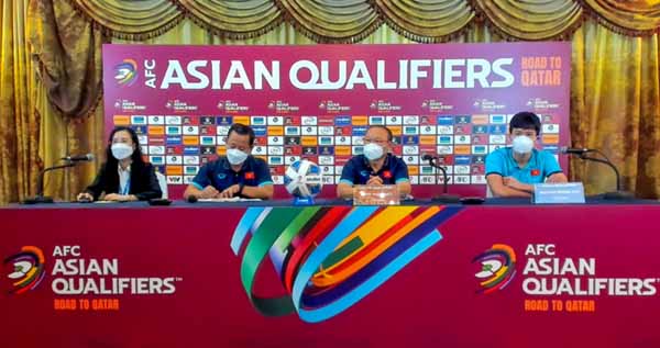 HLV Park Hang-seo: "Tôi không thể đảm bảo về kết quả trận đấu khi đối thủ là ĐT Australia"